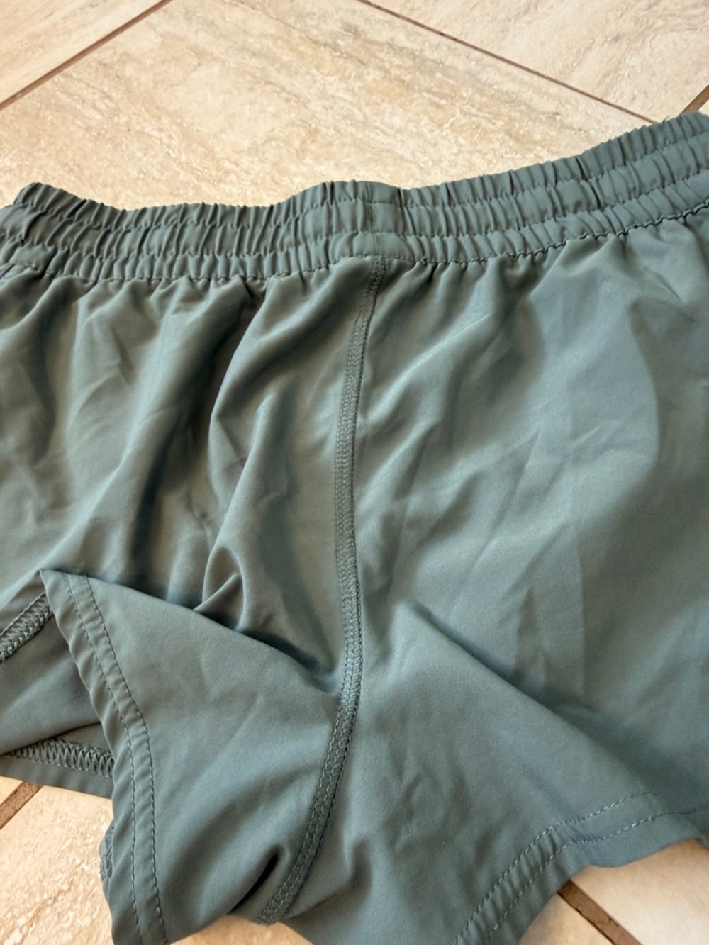 Vuori Clementine Shorts - Picture 14 of 15